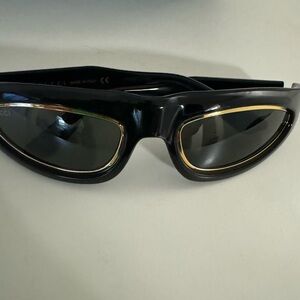 Gucci unisex sunglasses GG1062S 003